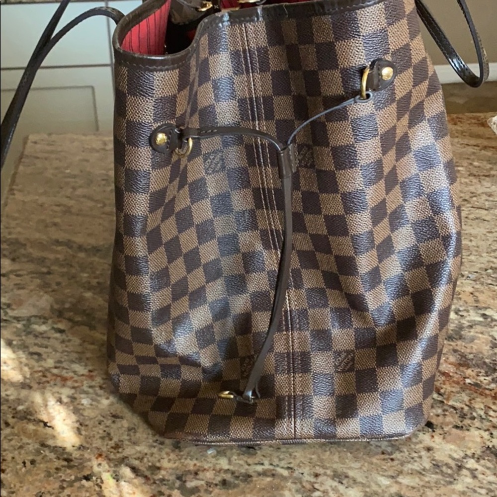 Authentic Louis Vuitton Neverfull Large - image 2